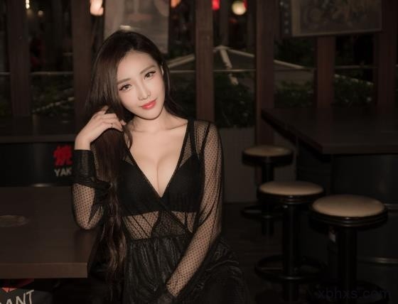 镜子前的h 人与杂交小说