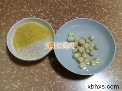 二米莲子粥怎么做好吃 家常二米莲子粥的做法