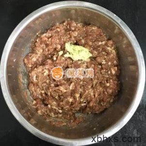 洋葱猪肉包子最正宗的做法 家常洋葱猪肉包子的做法