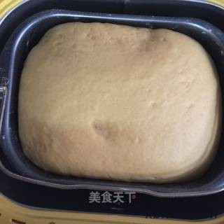 南瓜老面面包怎么做好吃 家常南瓜老面面包的做法