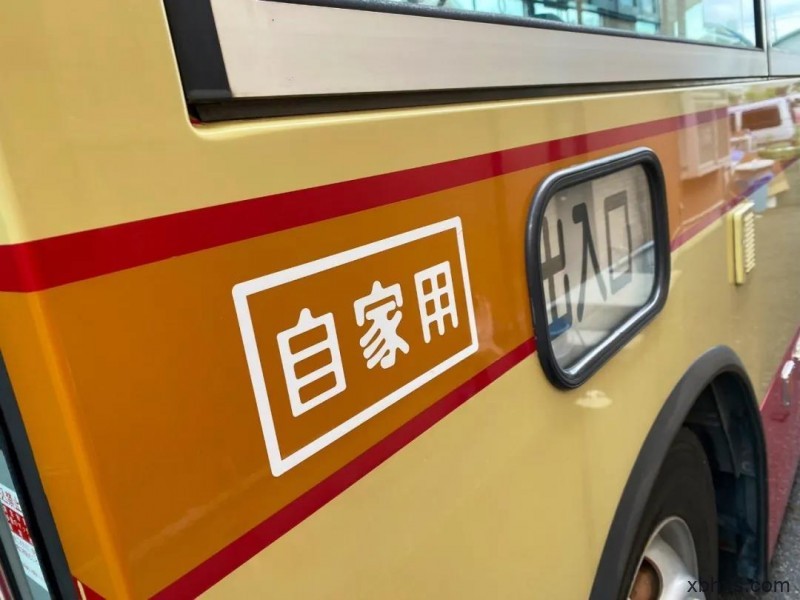 一冲动就花100万买了辆公交车？日本小哥准备开公交环游世界，超拉风的！