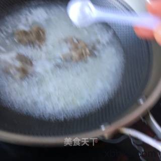 香菜排骨粥石斛粥怎么做好吃 香菜排骨粥石斛粥最正宗的做法