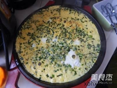 蒜苔尾煎鸡蛋的做法
