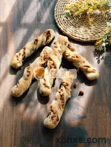 葡萄干坚果面包棍怎么做好吃 家常葡萄干坚果面包棍的做法