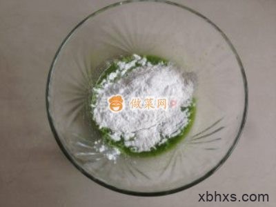 菠菜戚风蛋糕怎么做好吃 菠菜戚风蛋糕最正宗的做法