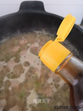 青萝卜丸子汤怎么做好吃 家常青萝卜丸子汤的做法