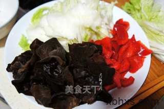 黑木耳炒白菜片怎么做好吃 黑木耳炒白菜片最正宗的做法