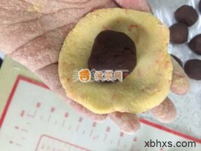 胡萝卜粗粮豆沙包怎么做 胡萝卜粗粮豆沙包的做法