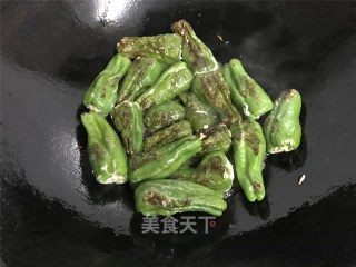 虎皮青椒酿肉怎么做好吃 虎皮青椒酿肉最正宗的做法