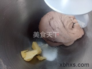 杂粮坚果欧包怎么做好吃 家常杂粮坚果欧包的做法