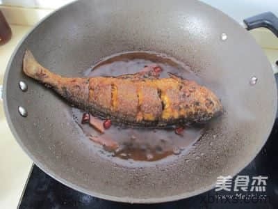 泡椒烧黄鱼的做法