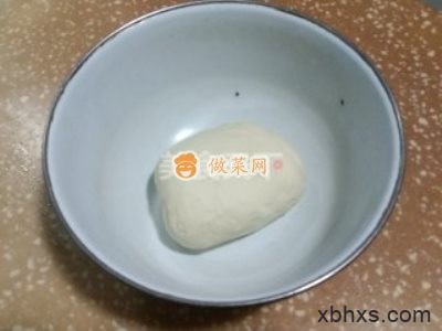 生煎瓜皮馅肉包子怎么做好吃 家常生煎瓜皮馅肉包子的做法