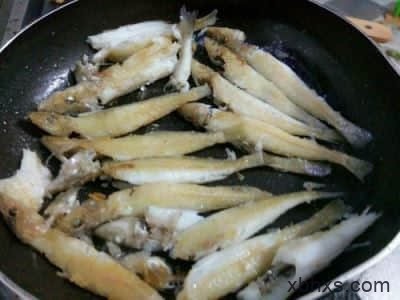 干煎沙丁鱼的做法