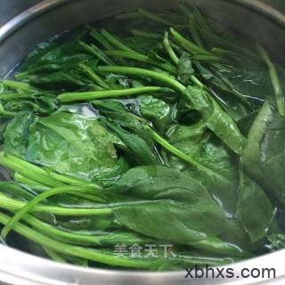 菠菜拌腐竹怎么做好吃 菠菜拌腐竹最正宗的做法