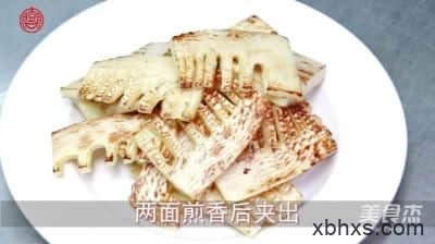 腊肉煎春笋的做法