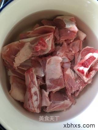 羊排萝卜汤怎么做好吃 家常羊排萝卜汤的做法