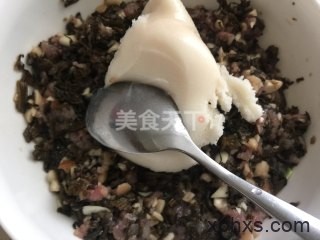 酸菜小饼怎么做 酸菜小饼的做法