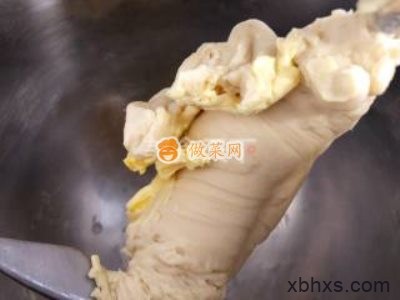 毛毛虫面包最正宗的做法 家常毛毛虫面包的做法