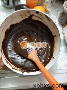 巧克力慕斯蛋糕最正宗的做法 家常巧克力慕斯蛋糕的做法