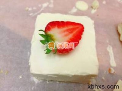 迷你草莓奶油蛋糕最正宗的做法 家常迷你草莓奶油蛋糕的做法