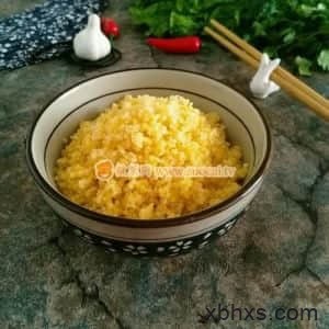 铁锅捞小米饭的做法