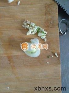 小白菜炒面怎么做 小白菜炒面的做法