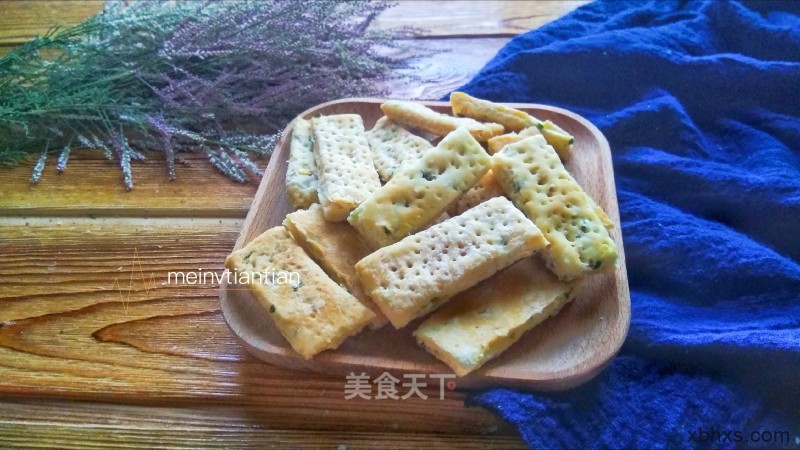 香葱苏打饼干怎么做好吃 香葱苏打饼干的家常做法