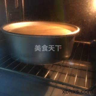 八寸戚风蛋糕怎么做 八寸戚风蛋糕的做法