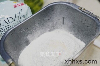 酒酿芝麻面包怎么做好吃 酒酿芝麻面包最正宗的做法