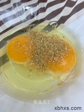 家常银鱼秋葵煎蛋的做法 银鱼秋葵煎蛋怎么做好吃
